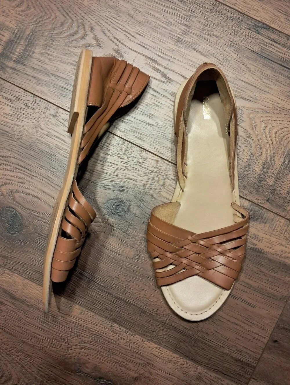 Oasis Women's Tan Woven Leather Huarache Flat Slip On Sandals
